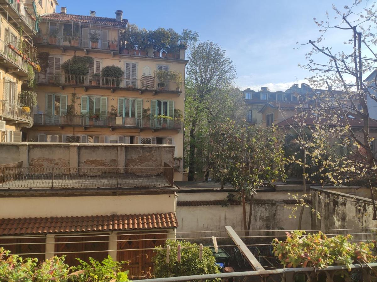 Appartamento Su Cortile Magico Turin Extérieur photo